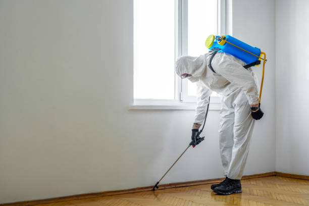 Best Pest Prevention Services  in Bladenboro, NC
